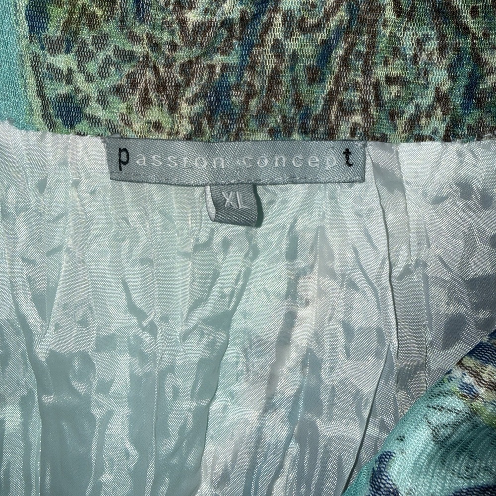 VTG Passion Concept Y2K Crinkle Mesh Jacket XL Blue Paisley Animal Art To Wear - Picture 3 of 8